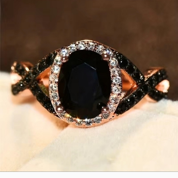 Brand New Rose Gold Black Stone Elegant Ring, Size 9 - Picture 2 of 5
